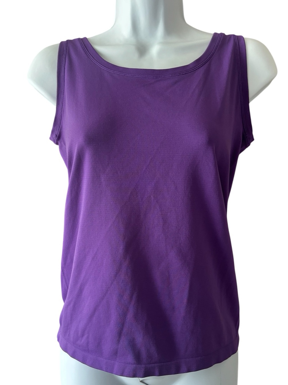 White House Black Market Seamless Tank in Iris